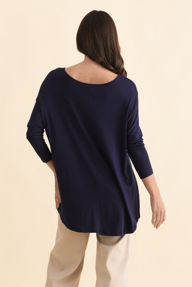 Navy Milan 3/4 Sleeve Top,Brunette model,alt text|model:MJ image 6