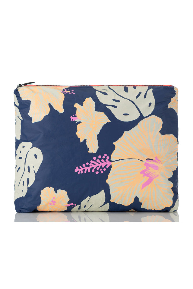 alt text|model:MJ image 1