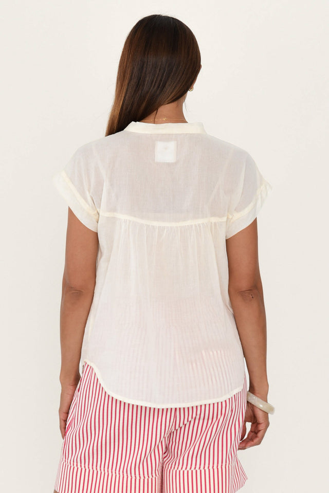 Nevada White Cotton Button Top,Brunette model,alt text|model:Cara image 6