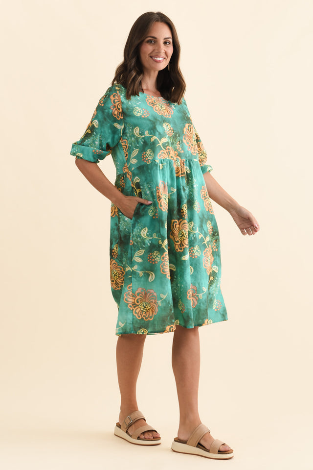 alt text|model:MJ image 4