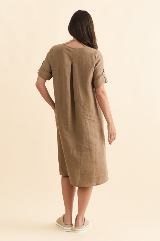 alt text|model:MJ image 4