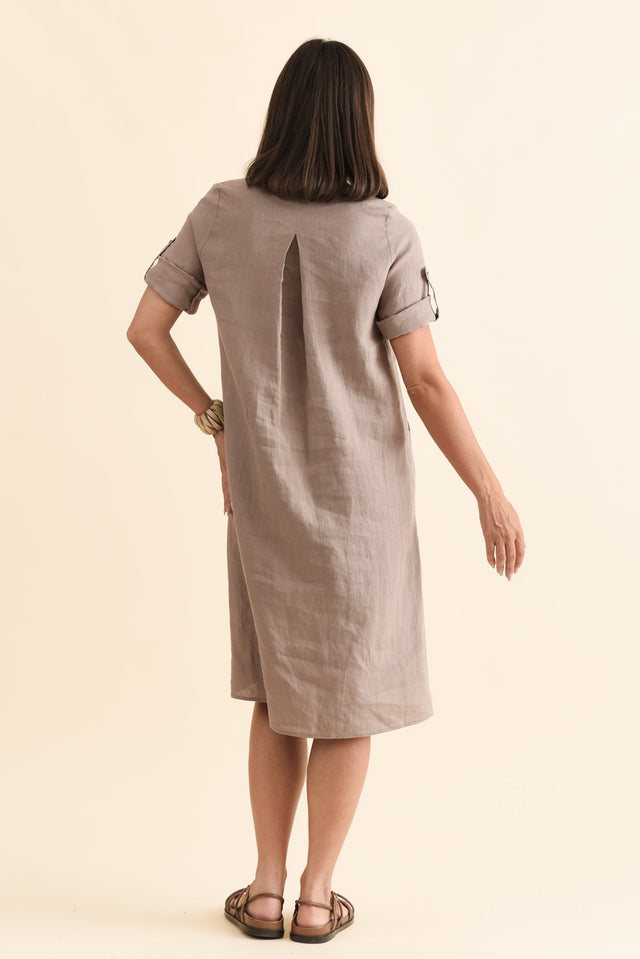 alt text|model:MJ image 5