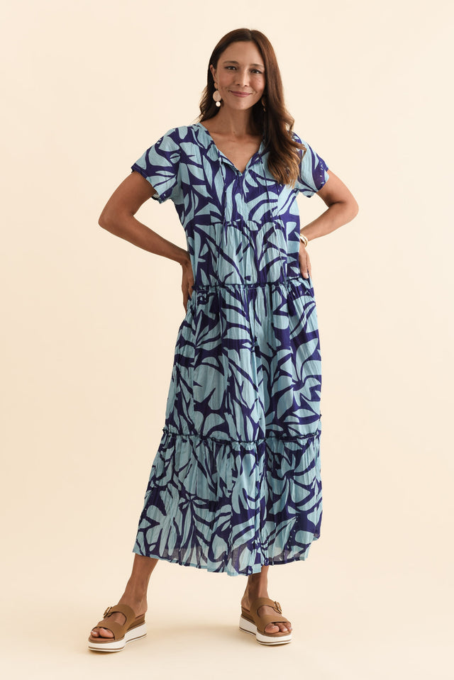 alt text|model:Cara image 6