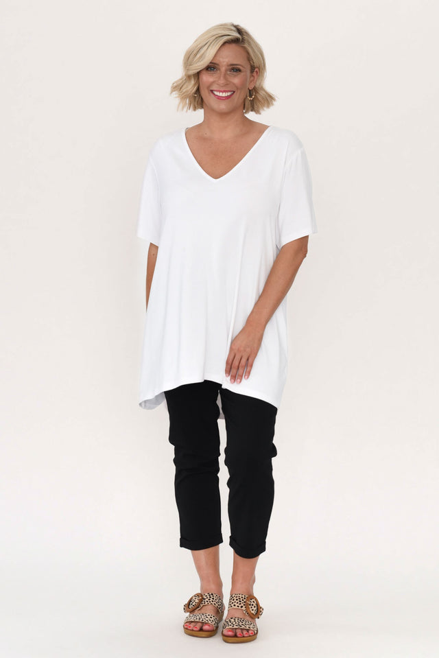 alt text|model:Brooke image 2