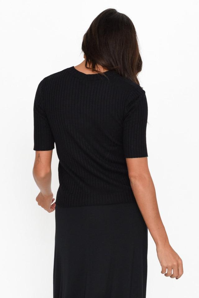 Olivia Black Bamboo Knit Tee,Brunette model,alt text|model:Brontie image 7