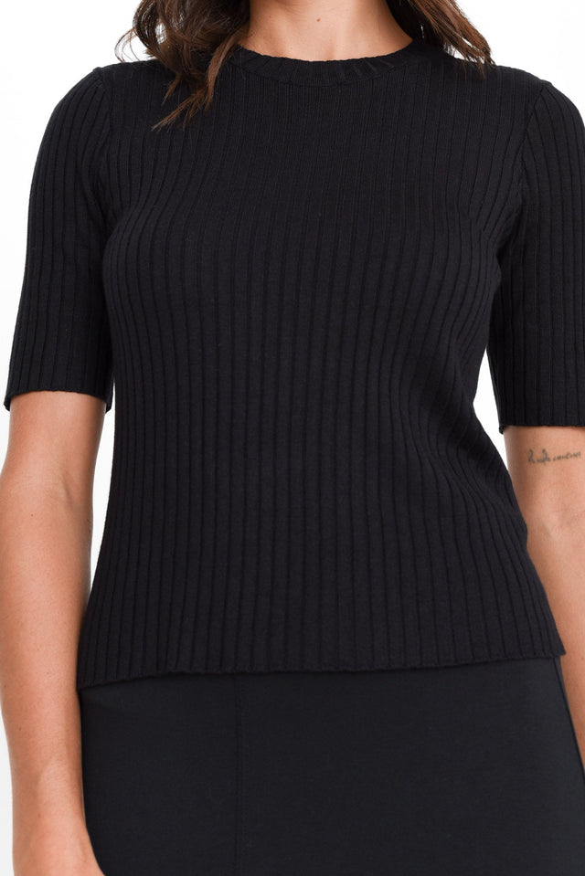 Olivia Black Bamboo Knit Tee,Brunette model,alt text|model:Brontie image 6
