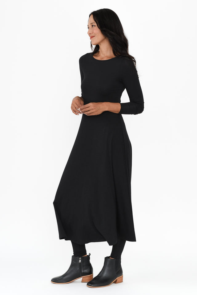 alt text|model:Cara image 5