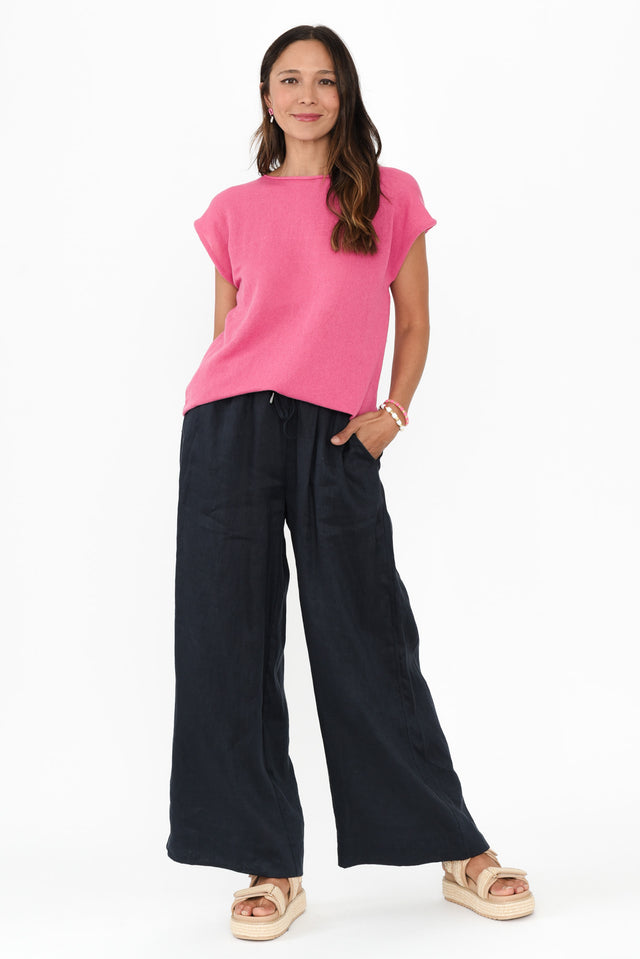 alt text|model:Cara image 8