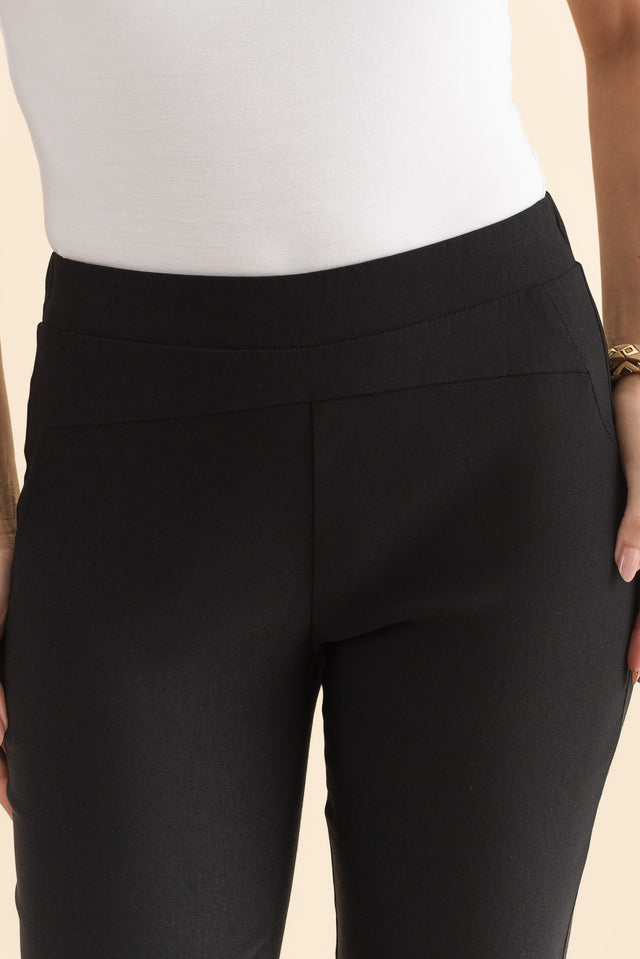 alt text|model:MJ image 6