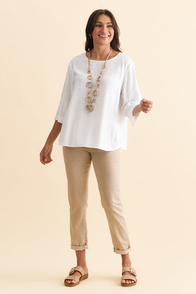 alt text|model:Brontie