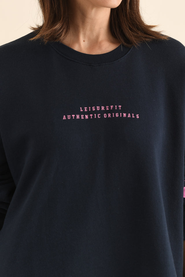 Origin Navy Cotton Crewneck Sweatshirt,Detail,Brunette model,alt text|model:Cara image 5