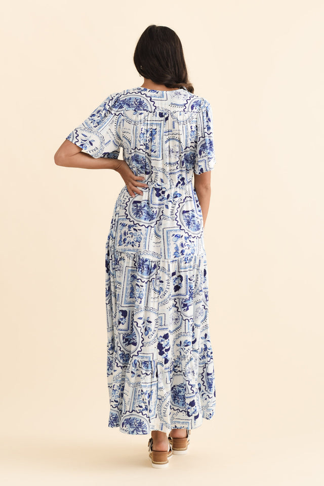 alt text|model:Brontie image 5