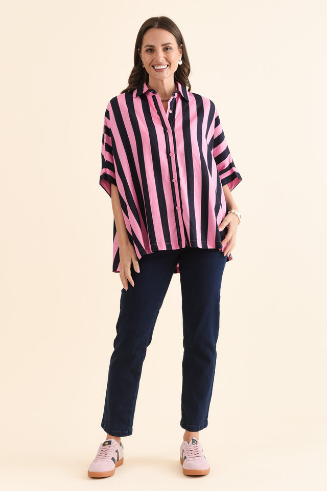 Palermo Navy Stripe Linen Blend Shirt,Full Body,Brunette model,alt text|model:MJ image 6