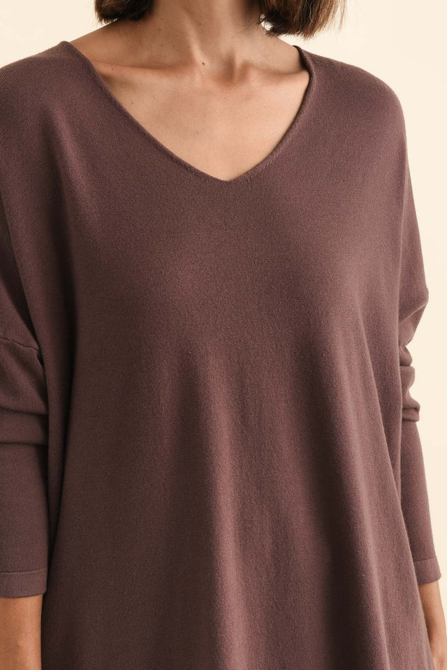 Piper Brown V Neck Knit Jumper,Brunette model,alt text|model:Cara image 7