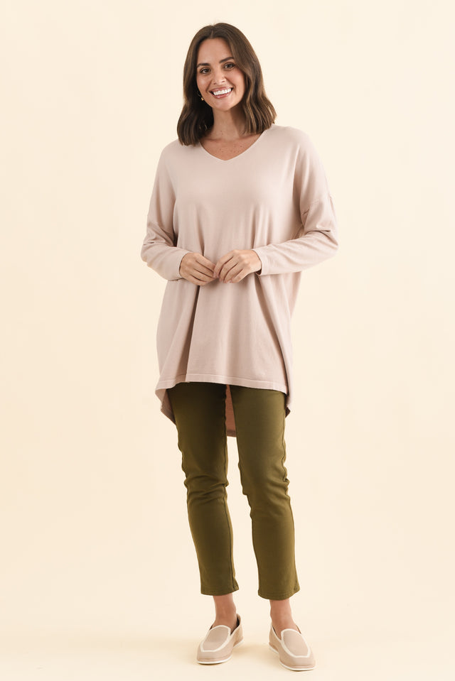 Piper Light Pink V Neck Knit Jumper,Brunette model,alt text|model:MJ image 8
