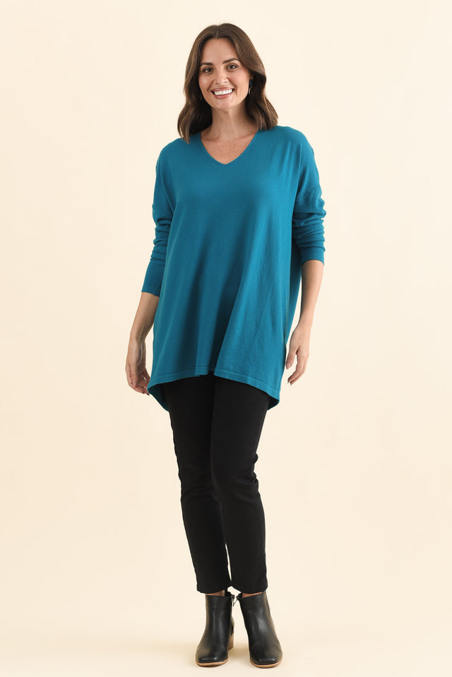 Piper Teal V Neck Knit Jumper,Brunette model,alt text|model:MJ image 7