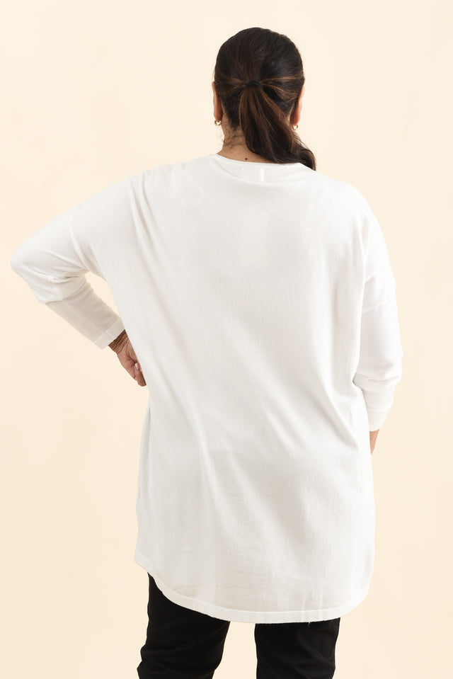 Piper White V Neck Knit Jumper,Brunette model,alt text|model:Pilita image 13
