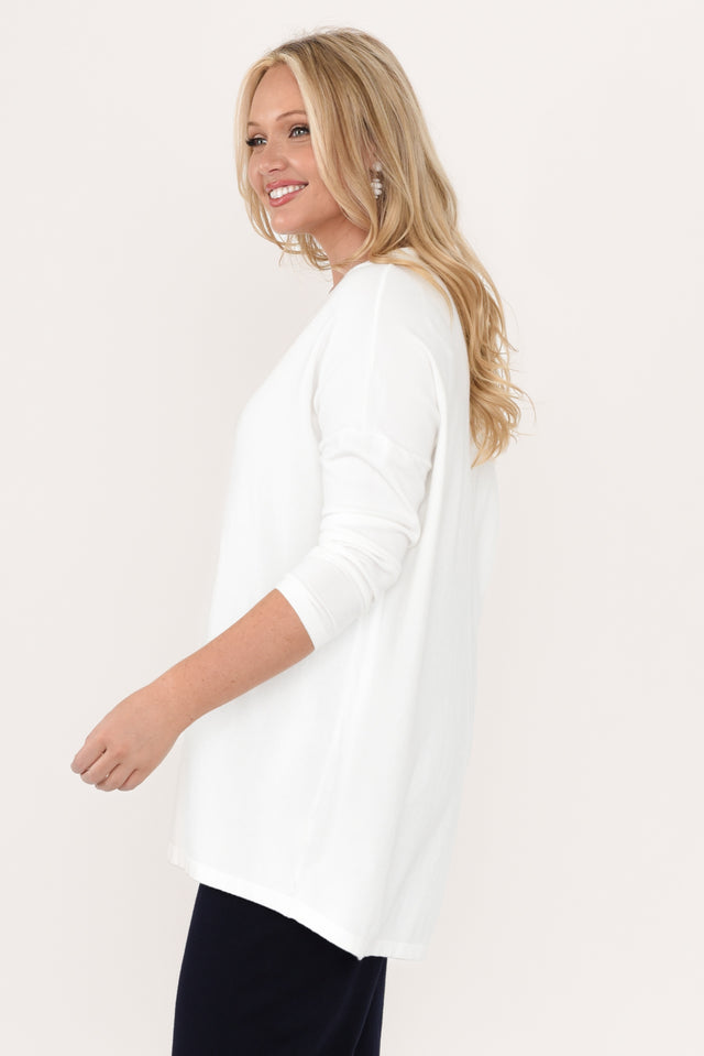 alt text|model:Brookel image 5