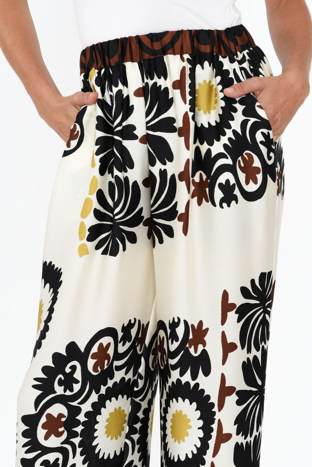 Plato Cream Abstract Wide Leg Pants,Brunette model,alt text|model:Johanna image 7