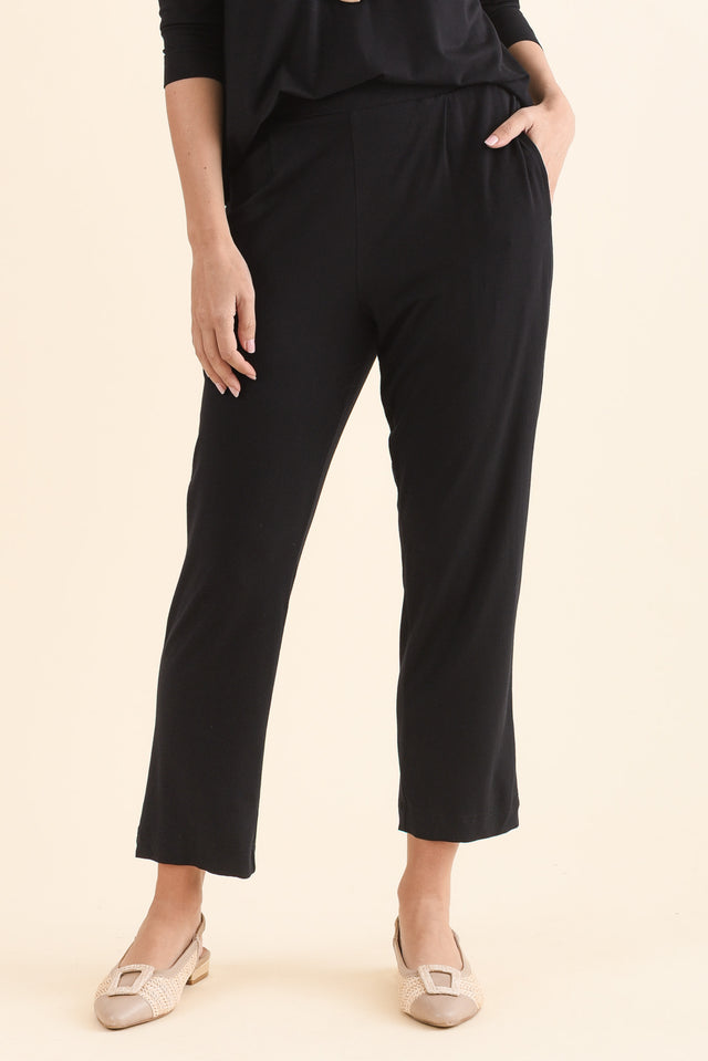 Polaris Black Bamboo Cropped Pants,Front,Brunette model,alt text|model:MJ image 1