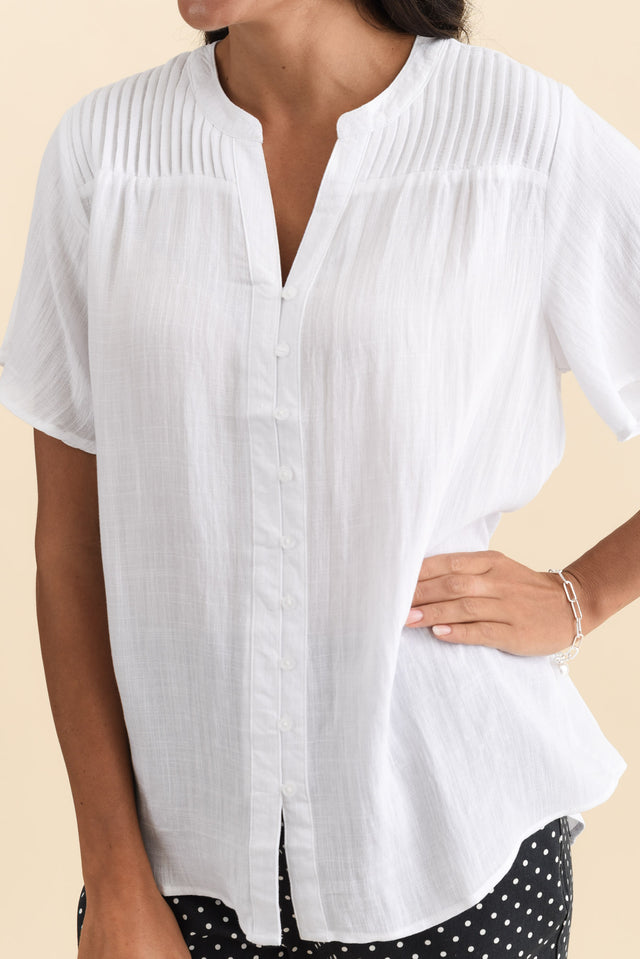 Ponny White Linen Blend Button Top,Brunette model,alt text|model:Brontie image 6