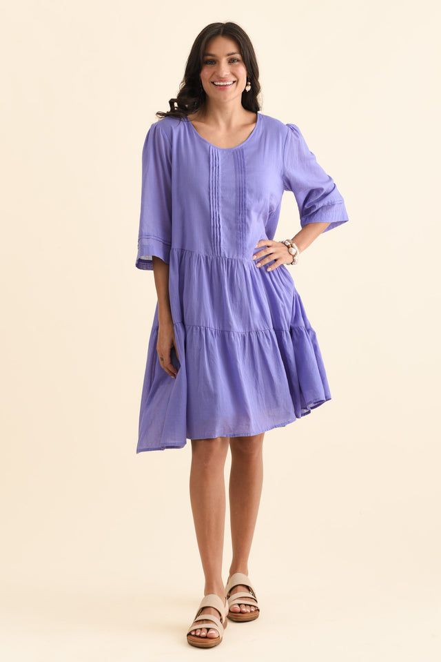 alt text|model:Brontie image 2