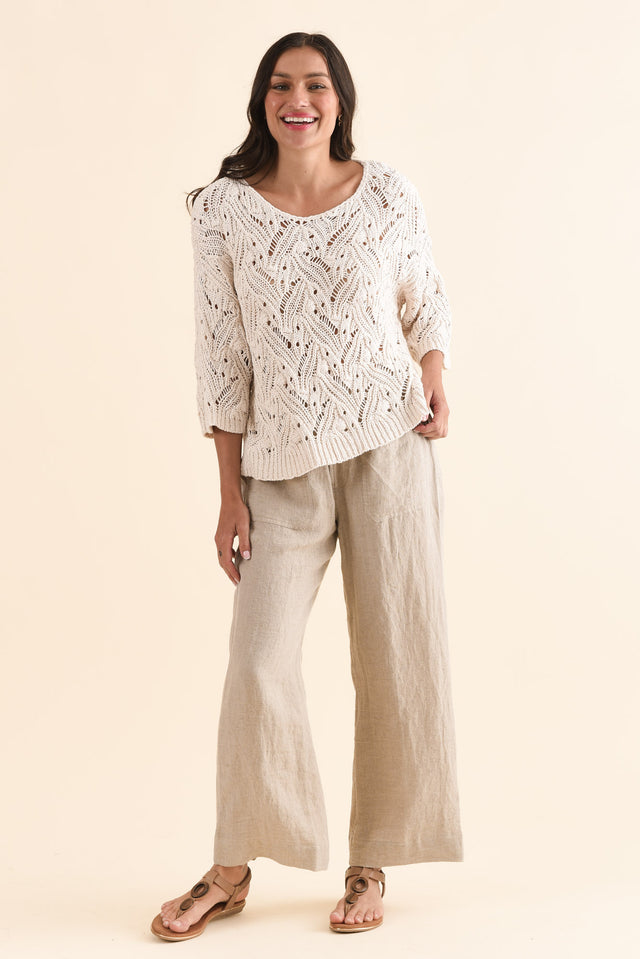 Prima Cream Woven Top,Full Body,Brunette model,alt text|model:Brontie image 6