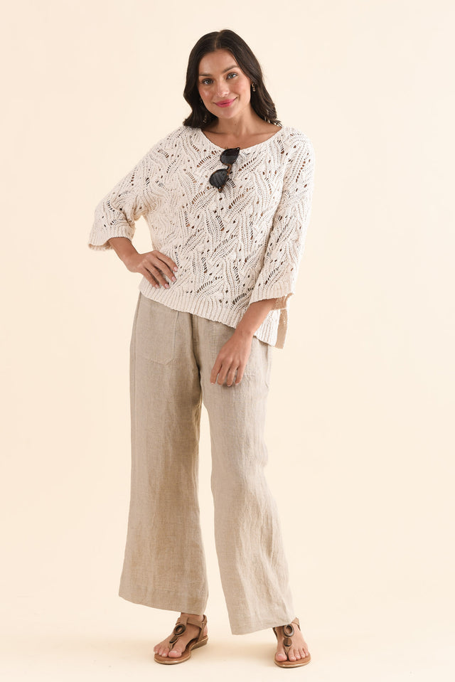 Prima Cream Woven Top,Full Body,Brunette model,alt text|model:Brontie