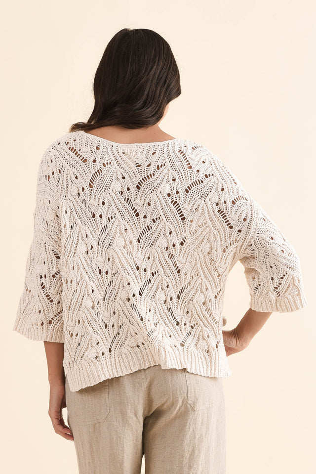 Prima Cream Woven Top,Back,Brunette model,alt text|model:Brontie image 4