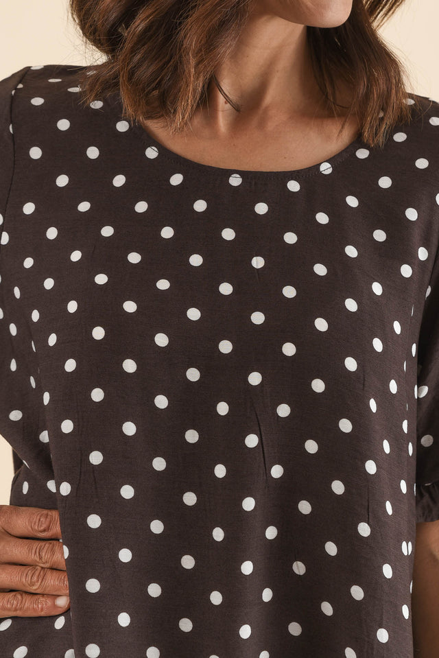 Quincy Brown Spot Ruffle Top,Detail,Brunette model,alt text|model:Cara image 5