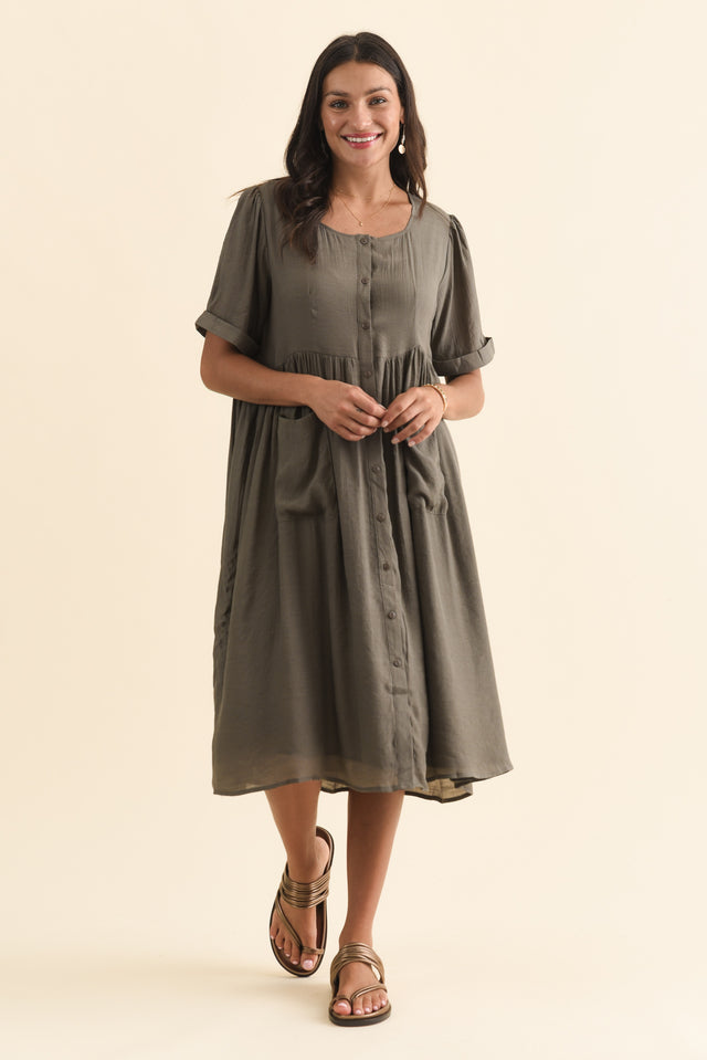 alt text|model:Brontie image 3