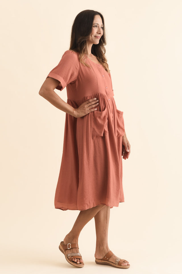 alt text|model:Cara image 5