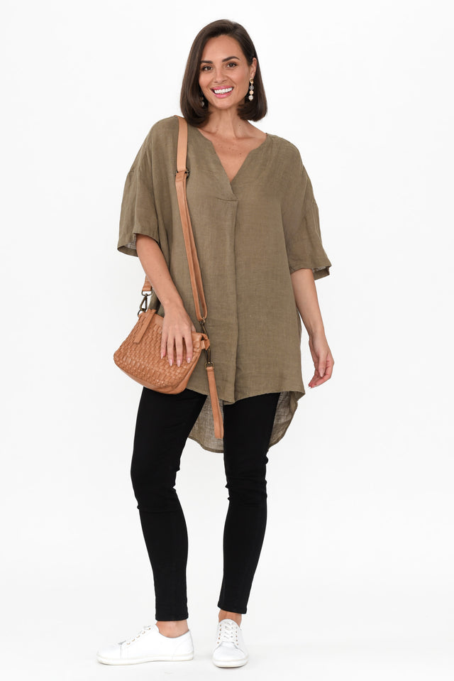 alt text|model:MJ image 5