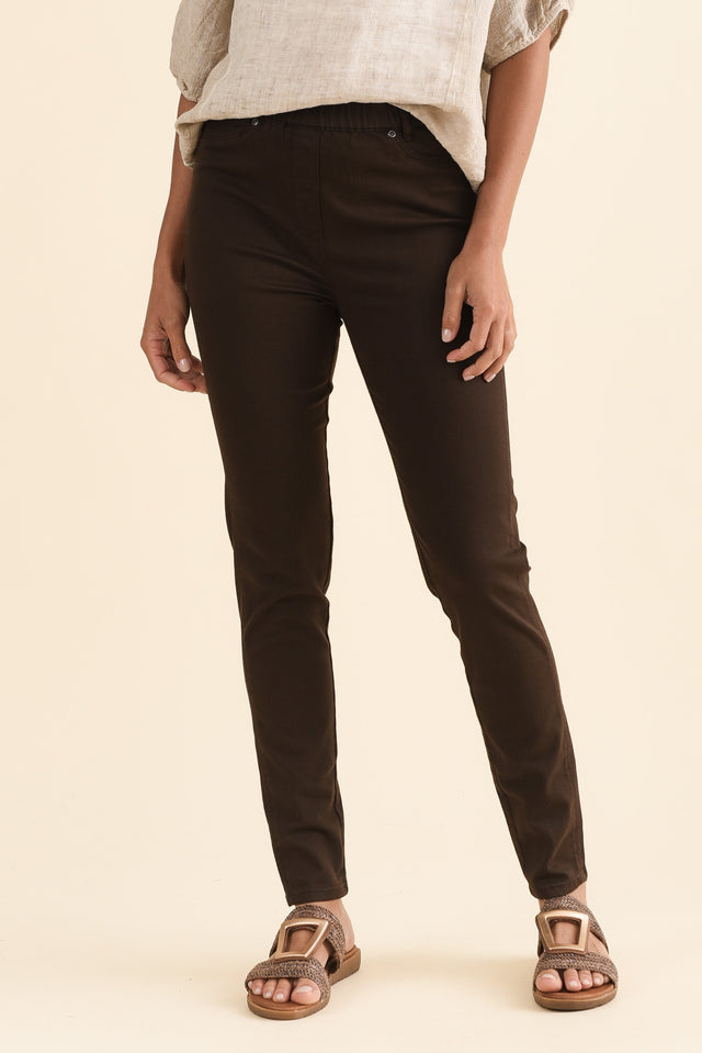 Reed Chocolate Stretch Cotton Pants,Front,Brunette model,alt text|model:Brontie