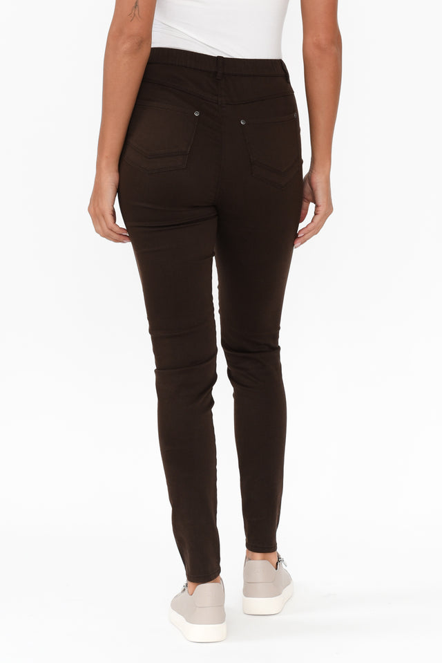 alt text|model:Brontie image 6