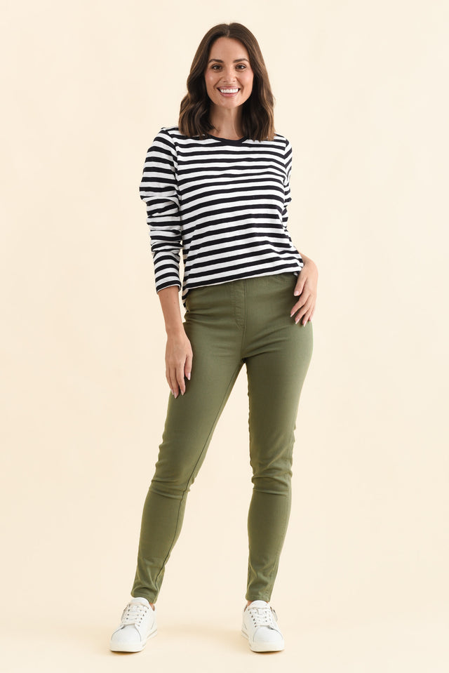 Reed Khaki Stretch Cotton Pants,Brunette model,alt text|model:MJ image 7