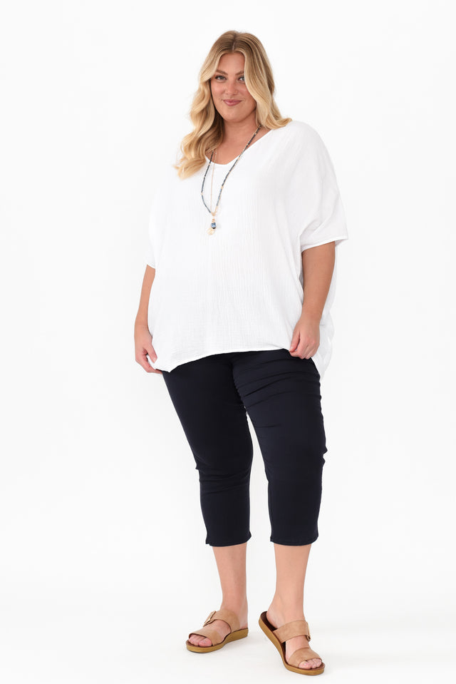 alt text|model:Caitlin image 9