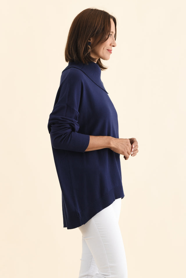 Renfrey Navy Knit Jumper,Brunette model,alt text|model:Cara image 4