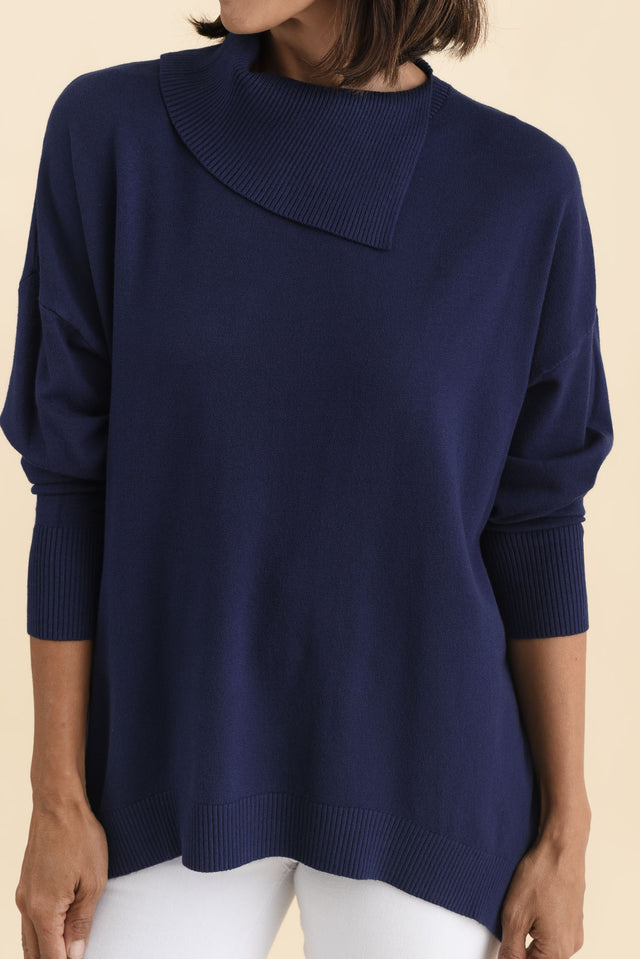 Renfrey Navy Knit Jumper,Brunette model,alt text|model:Cara image 6