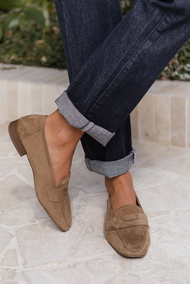 Landelle Tan Suede Loafer