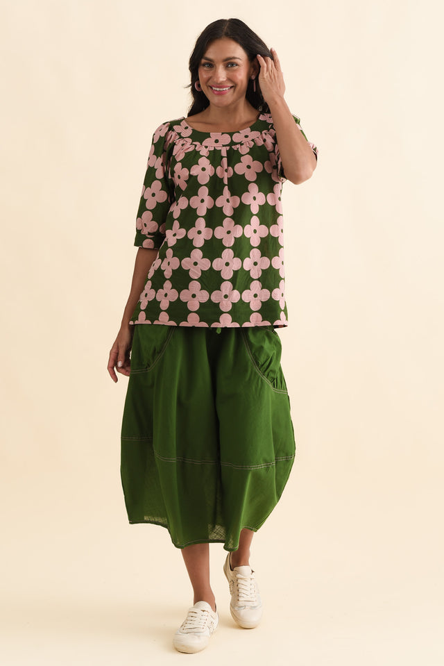 alt text|model:Brontie image 6