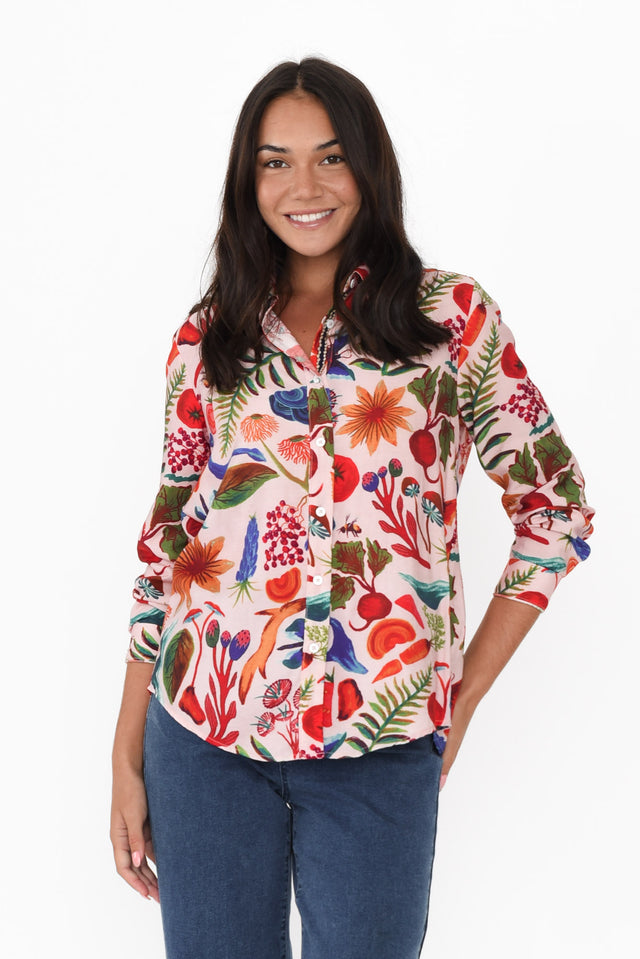 alt text|model:Kirstyn