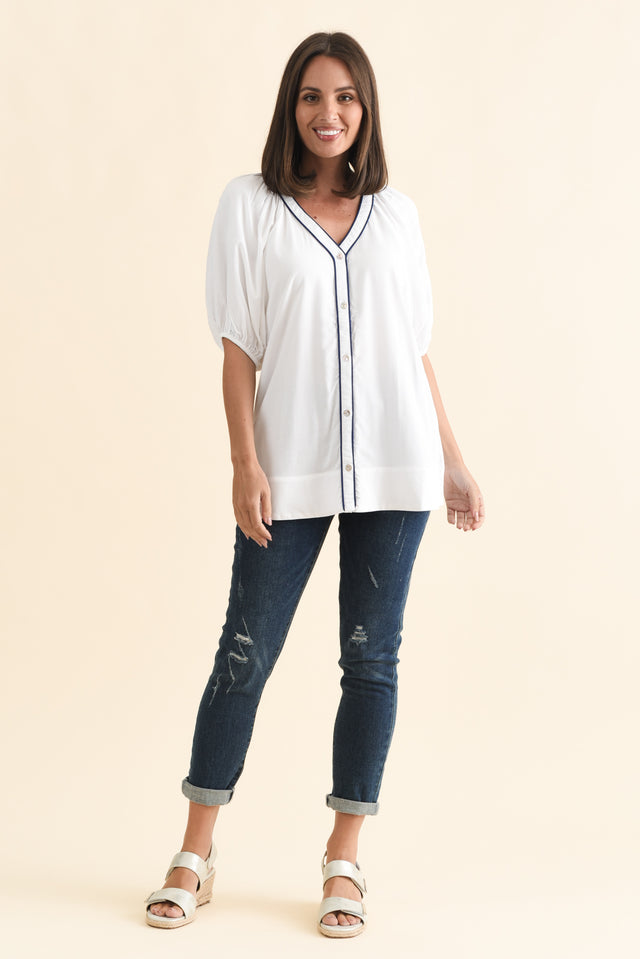 alt text|model:MJ image 3