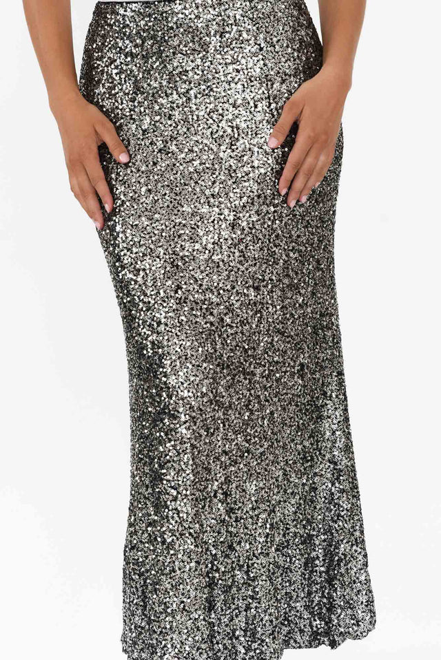 alt text|model:Mollie image 6