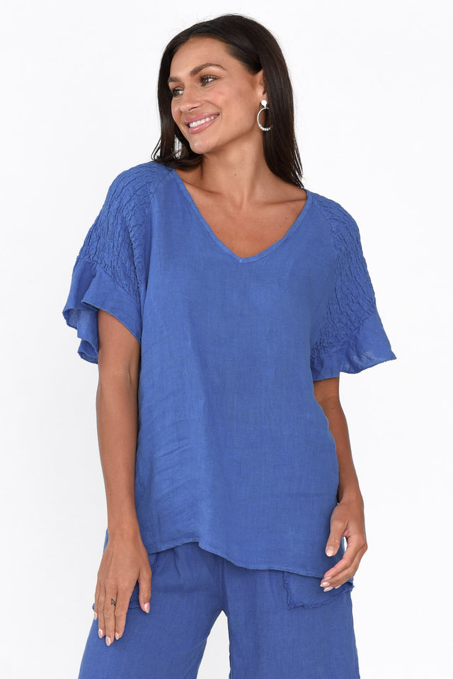Rivia Blue Linen Blend Top neckline_V Neck