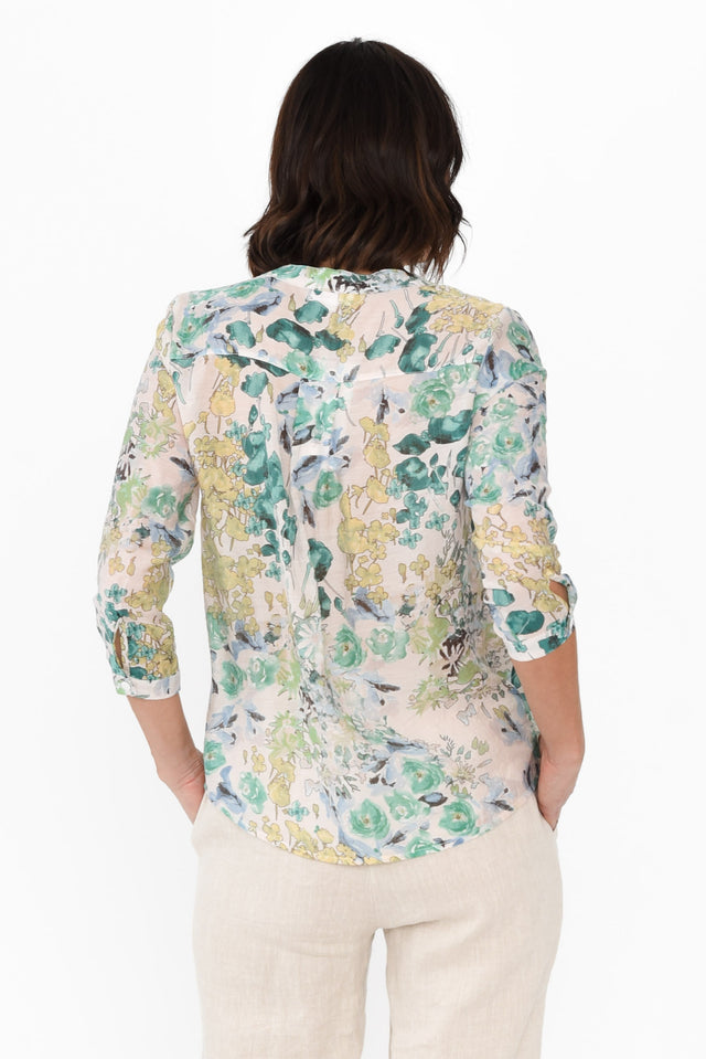 alt text|model:adele image 4