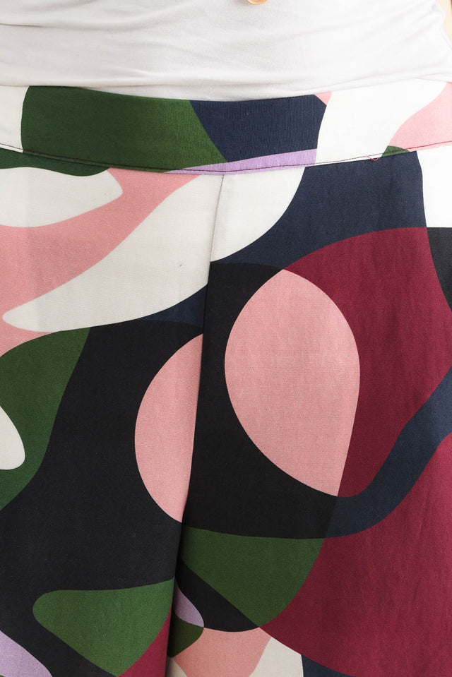 Ronja Red Abstract Pocket Pants,Detail,Brunette model,alt text|model:Cara image 6