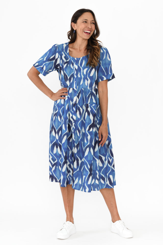 alt text|model:Cara image 7