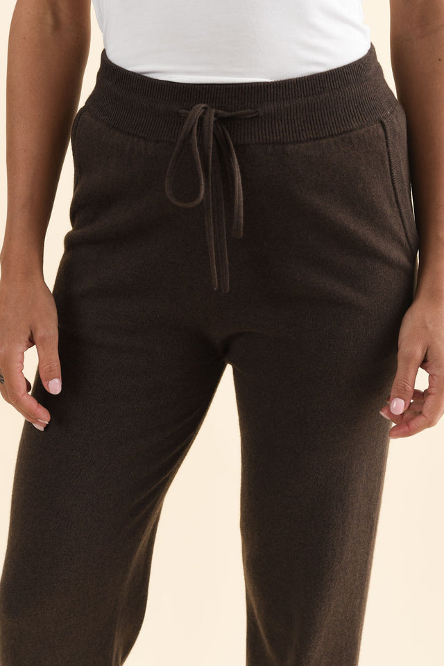 Rowan Chocolate Cotton Cashmere Knit Pants,Brunette model,alt text|model:Brontie image 6
