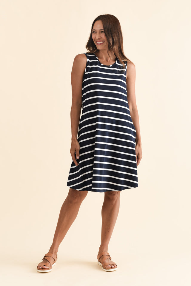 alt text|model:Cara image 7